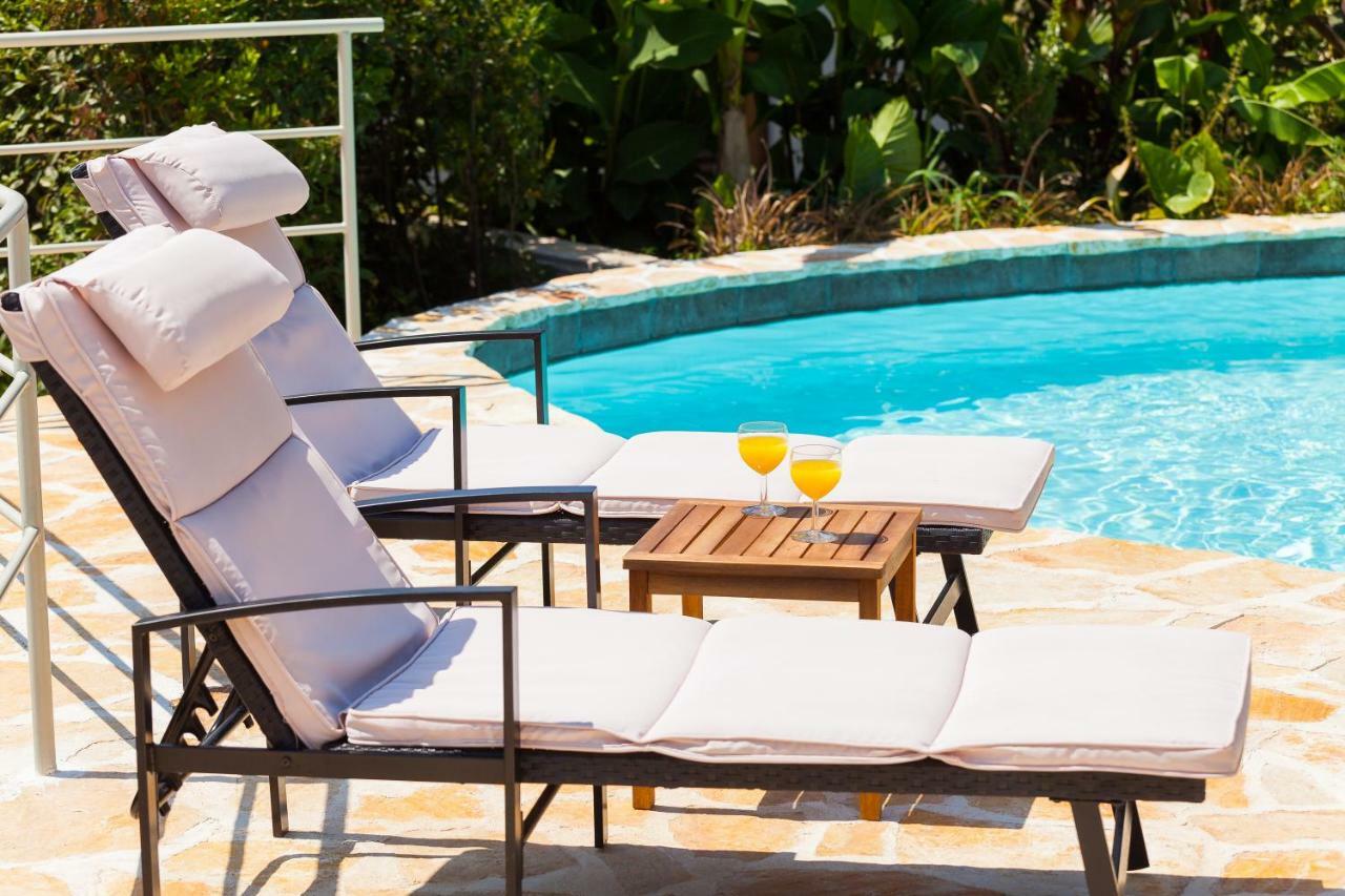 Relax Tiny Villas 40 Meters Of The Beach Zrnovo Экстерьер фото