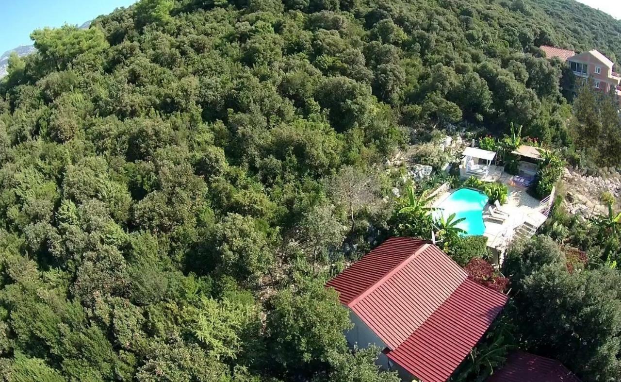 Relax Tiny Villas 40 Meters Of The Beach Zrnovo Экстерьер фото